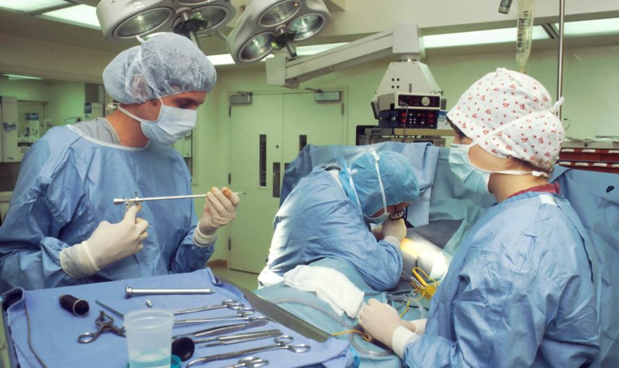 Виртуальная реальность помогает хирургам проводить операции
