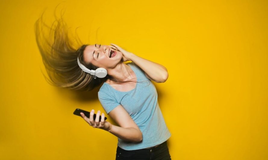 Нейросеть научили распознавать прослушиваемую песню по активности мозга