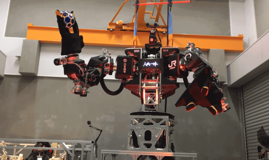 Инженеры создали большого человекоподобного робота, управляемого с помощью VR