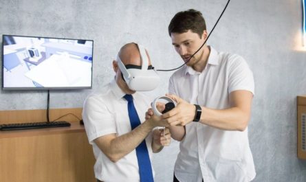 VR-лаборатория открыта в УрГЭУ