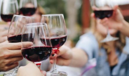 Градус и сорт вина определяет ИИ