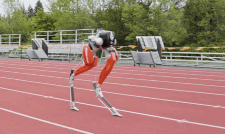 Cassie робот 100 M Run рекорд