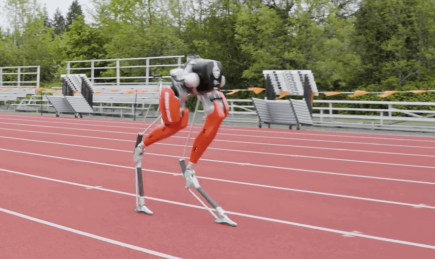 Двуногий робот установил мировой рекорд Гиннесса в забеге на 100 метров