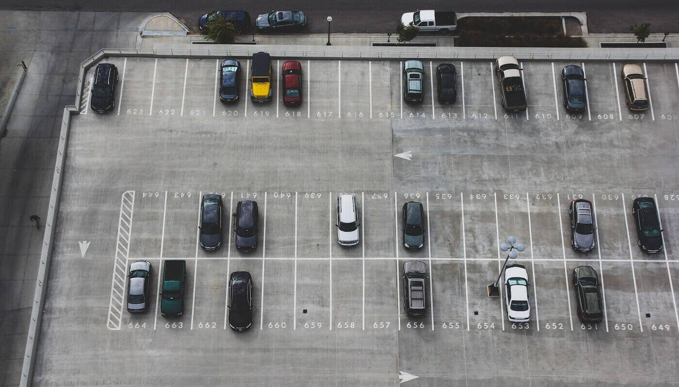Asymptotically optimal parking algorithm