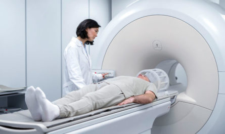 Semantic reconstruction MRI